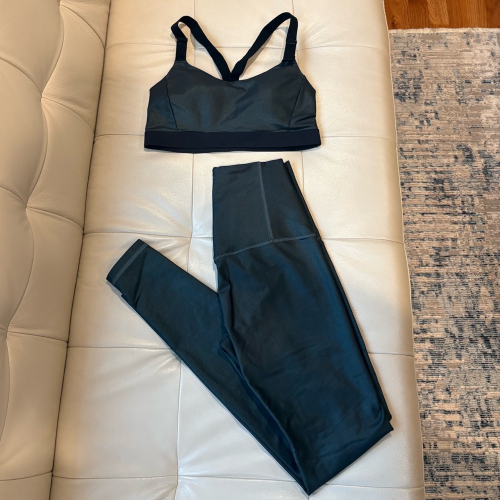 Women's Sports Bra & Matching Leggings Set